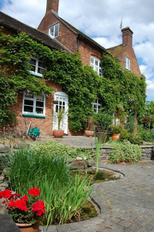 Old Ivy House Bed & Breakfast Nuneaton Zewnętrze zdjęcie